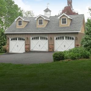 Large scale pole barns and garages from Pine Creek Contruction LLC